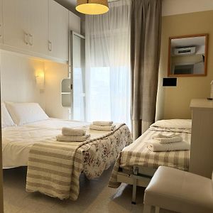 Standard Dreibettzimmer